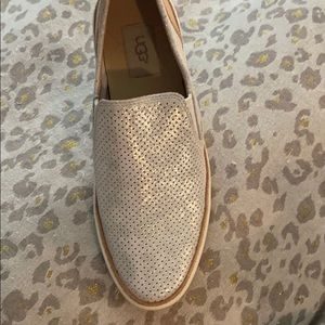 Ugg Slides - Metallic Silver